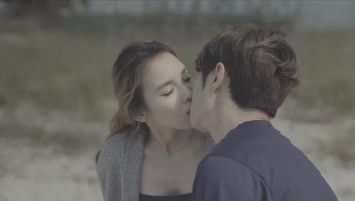 sex viet nam may bay Từ chối kết hôn rồi hối hận, quay lại gạ làm tình bạn trai cũ
